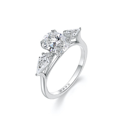 ORRO Helena I Oval Trilogy Ring